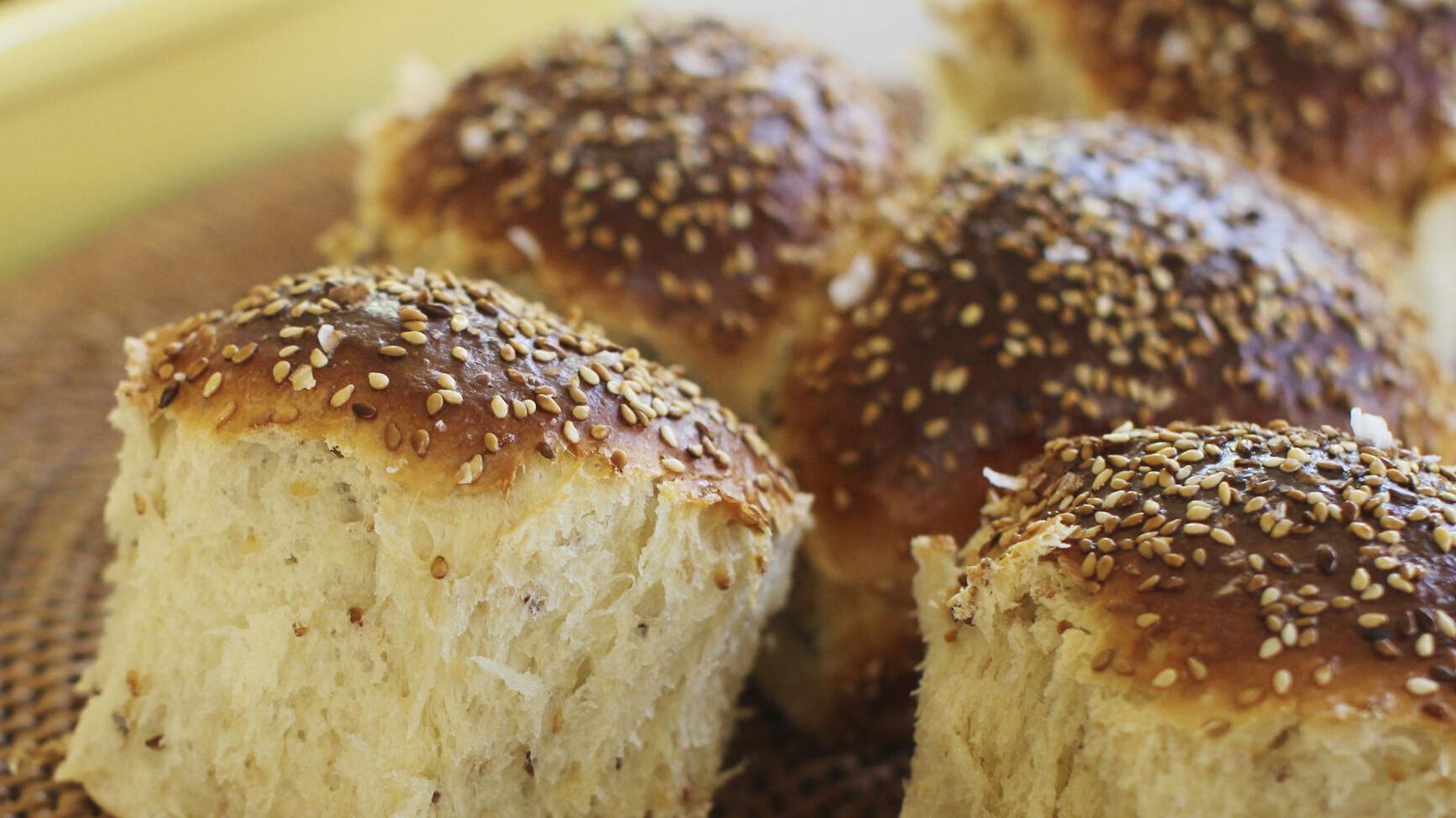 IRS ends unannounced visits; sesame is being newly added to some foods; Japan records steepest population decline | Hot off the Wire podcast